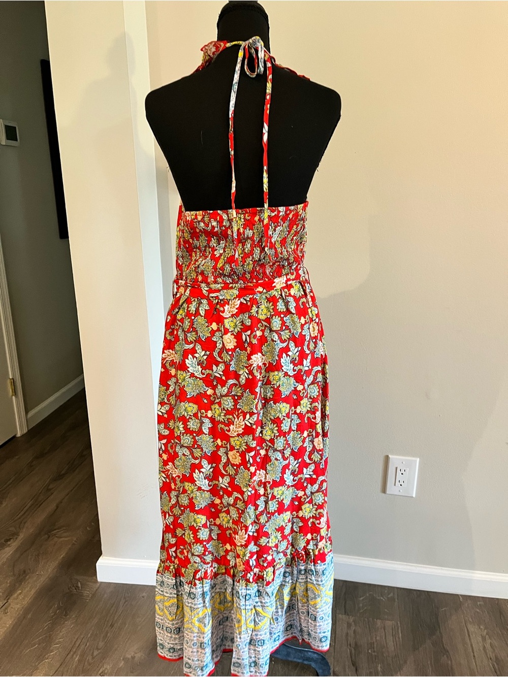 GLM Clothing Red Floral Maxi Dress Medium - Picture 5 of 10